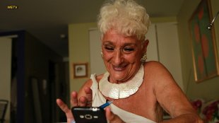 Free Amateur Granny Dildo Porn Videos (760)