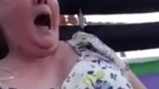 amateur granny screams with a dildo tube