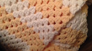 Granny Square Blanket: Free Crochet Pattern